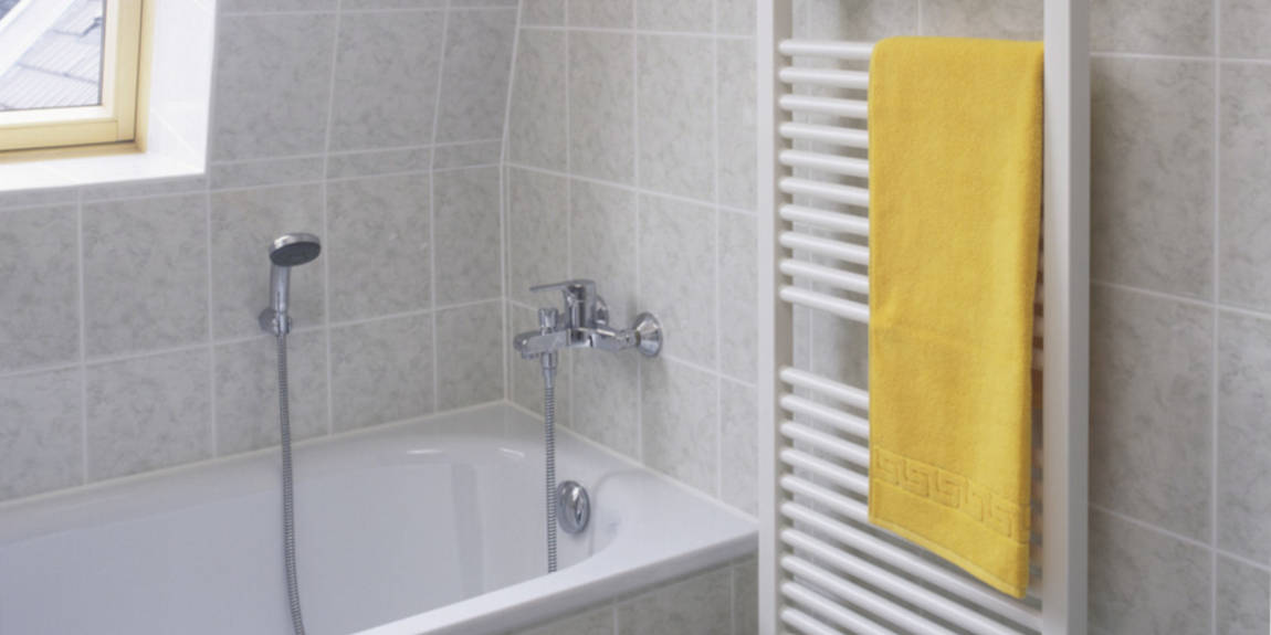 Où placer le sèche-serviette dans votre salle de bain ?
